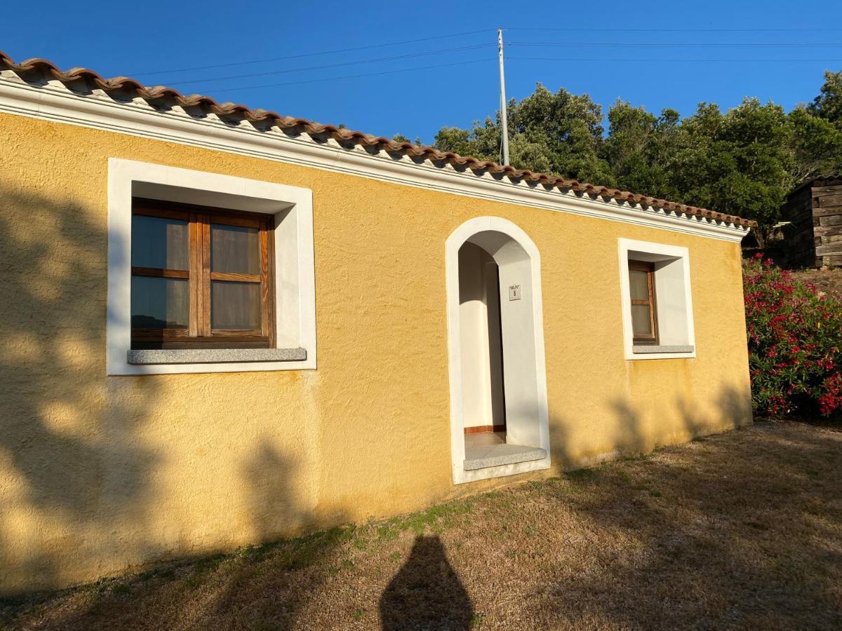 Li Paduleddi Country Guest House Olbia Exterior photo